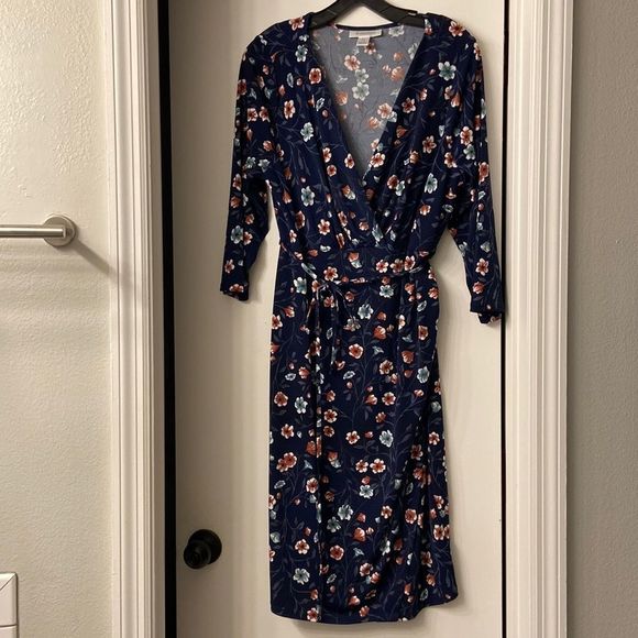 So good I had to share! Check out all the items I'm loving on <a href="/Poshmarkapp/">Poshmark</a> from <a href="/courtney_an/">courtney_an_co</a> #poshmark #fashion #style #shopmycloset #announcements #woundup #motherhoodmaternity: posh.mk/O7NhUCPdgsb