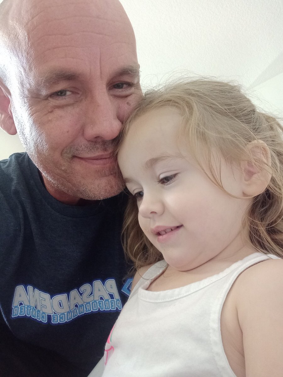 Warren_Wellness's tweet photo. From non-verbal to asking Alexa to play “Dreamboat Annie” at bedtime! @AnnWilson @NancyWilson #Autism #ABAworks #DaddysGirl https://t.co/59CL85dDRm