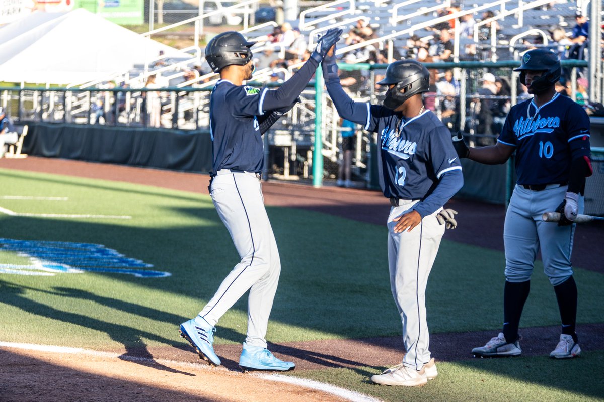 It was only a matter of time!

First home run as a Hillsboro Hop for <a href="/jordanlawlar/">Jordan Lawlar</a>. ✅

#OneVine