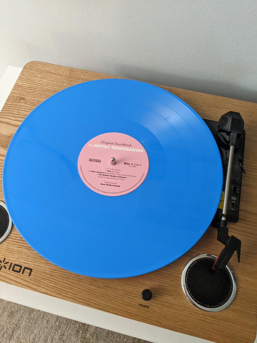 rWesAnderson's tweet photo. Royal Tenenbaums Soundtrack. First time spinning this beauty. https://t.co/djTq5k53oA https://t.co/8Lpeemjd3S