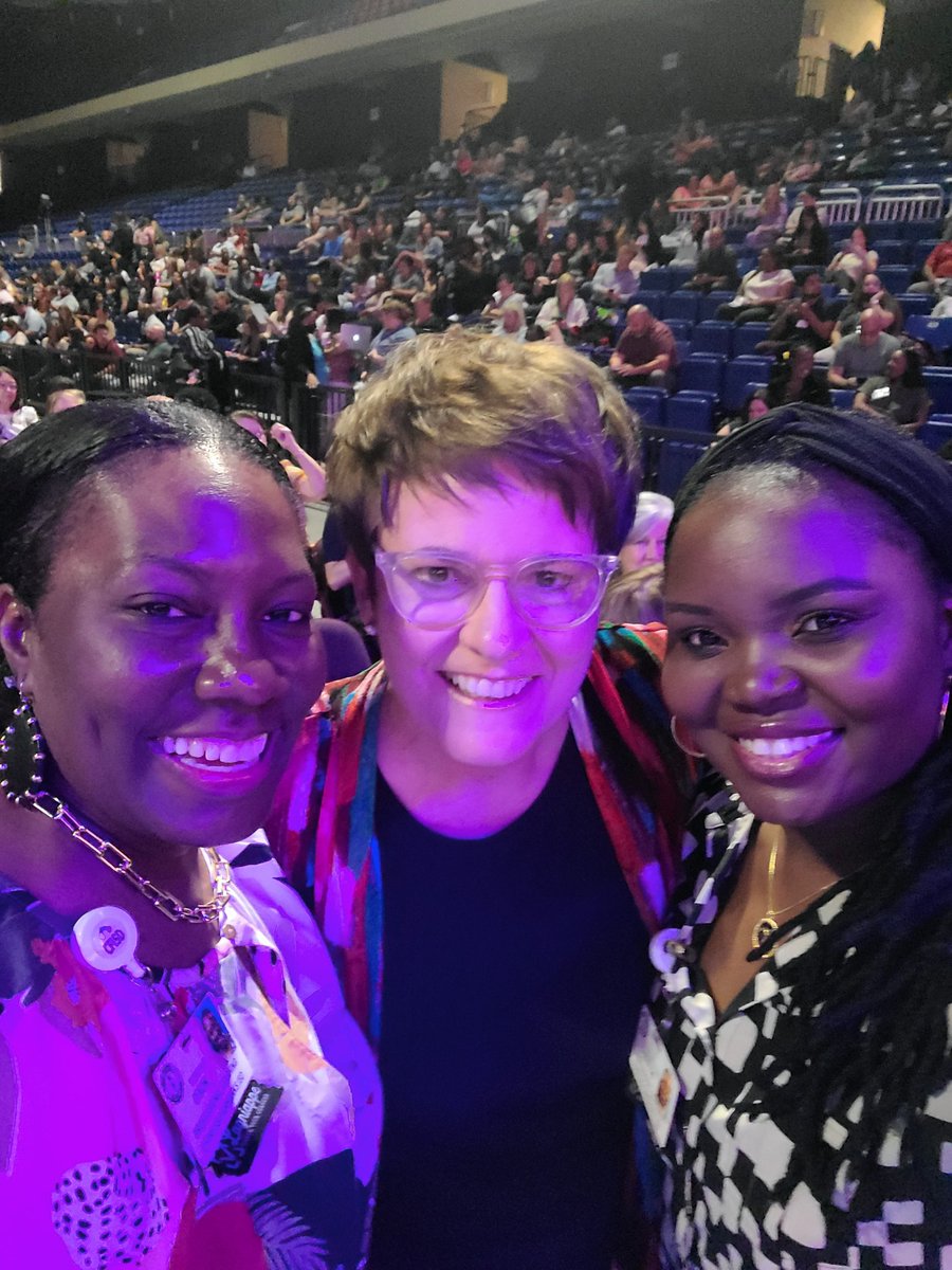 DrTonyaDixon's tweet photo. If you know anything about me and @TorineChampion, you know we work hard and play hard! Had an amazing day welcoming our newest and finest @CyFairISD's New Staff Orientation! #bringingoutthebest #CFISDspirit #relaxandhavefun https://t.co/moRIsMgONz