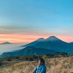 Photo by 𝓢 𝓲 𝓷 𝓬 𝓵 𝓪 𝓲 𝓻 (@agungsinclair)