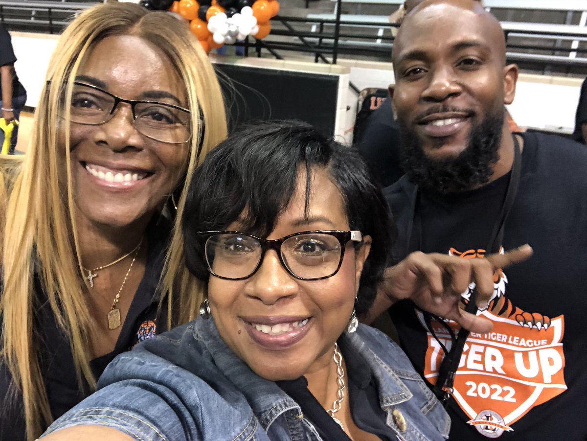 Ms. P. Bell (@pbellleader) on Twitter photo TigerUp! Convocation 2022 <a href="/JHairstonWEBO/">Joshua Hairston</a> <a href="/WEBO_Tigers/">Lancaster High School</a> <a href="/akperera/">Dr. A. Katrise Lee-Perera⚜️</a> <a href="/ksimpsonPRpro/">Kimberly Simpson</a> TigerUp! Convocation 2022 <a href="/JHairstonWEBO/">Joshua Hairston</a> <a href="/WEBO_Tigers/">Lancaster High School</a> <a href="/akperera/">Dr. A. Katrise Lee-Perera⚜️</a> <a href="/ksimpsonPRpro/">Kimberly Simpson</a>