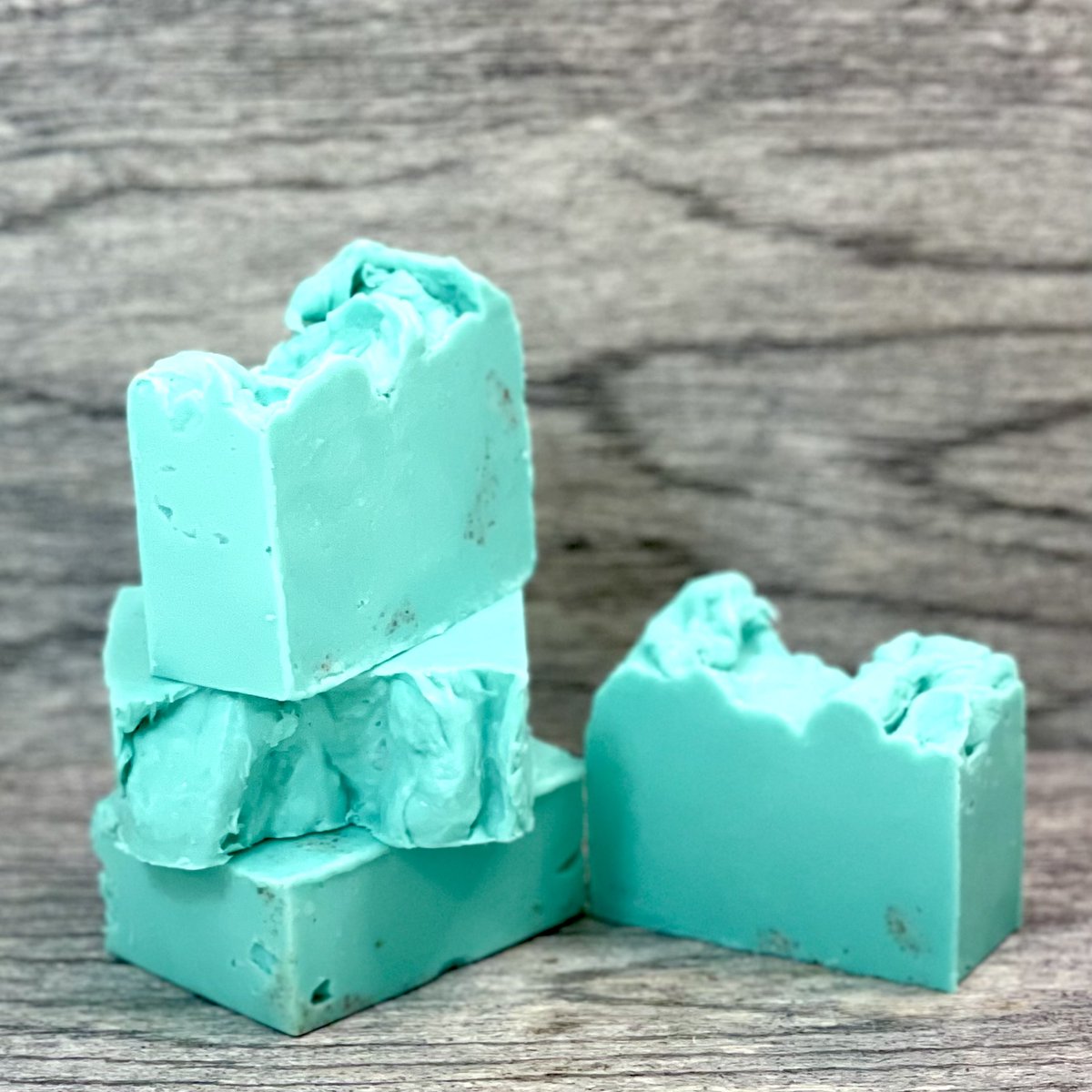 WickedSquares's tweet photo. Pine Needles and Sea Salt Goat's Milk soap, 4oz bar!
Available now on my website!
https://t.co/HjSVlpUxrW
#soap #soapmaking #homemadesoap #homemadesoaps #barsoap #healthandbeauty #goatsmilksoap #wickedsquares #wickedsquaressoap https://t.co/lyUrF3qsGN