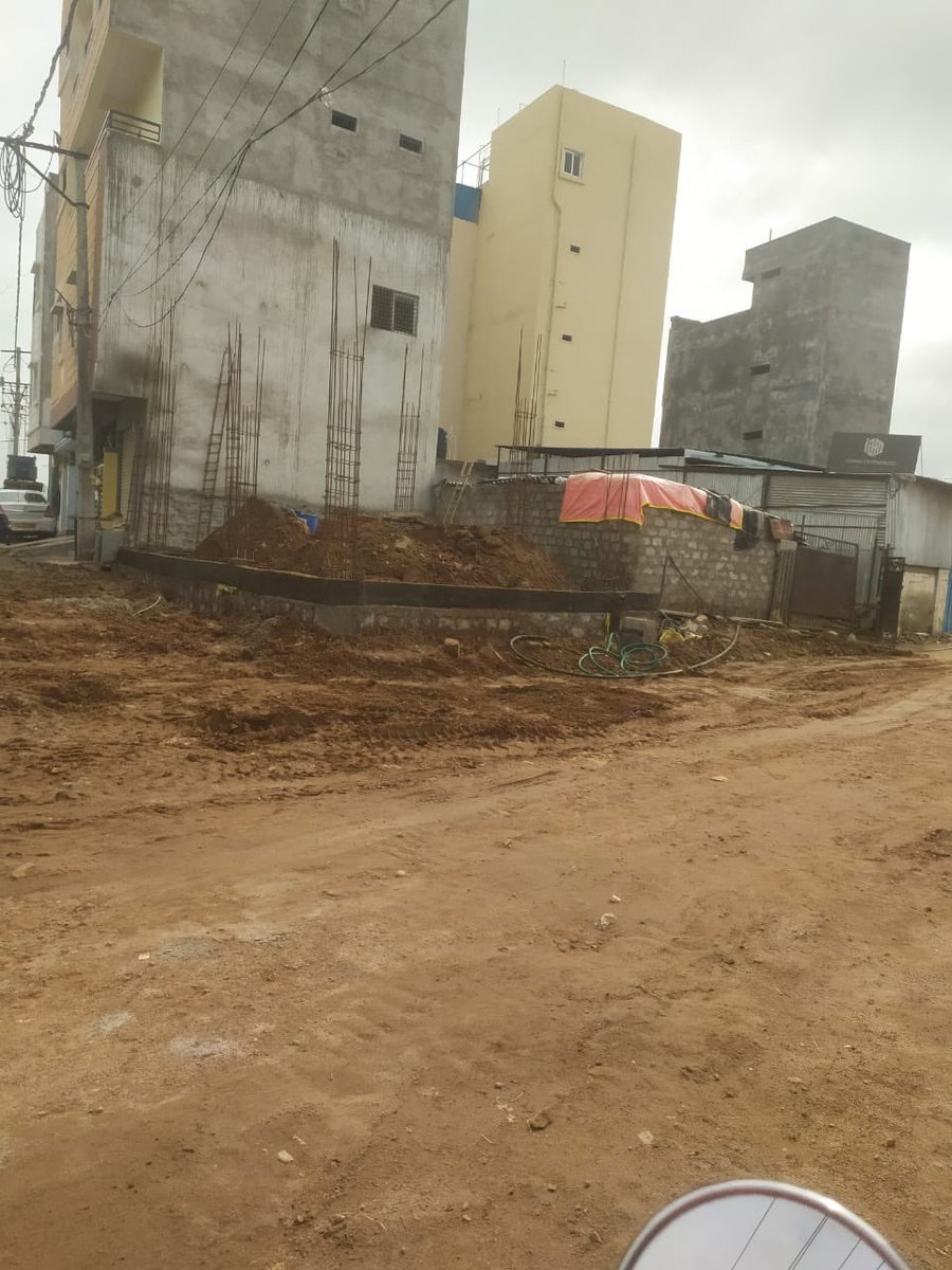 Mohamme62653282's tweet photo. @GandhiArekapudi @ZC_SLP @jagadishvcorp In AdithyaNagar beside of Rangeela function hall 
On 40'feet Road almost 7'feet Encroachment happen already 2notices served from @GHMCOnline but no action taken
@KTRTRS,Plz take strict action on this and save from #Encroachments in #newcity https://t.co/4SJWiFLyDi