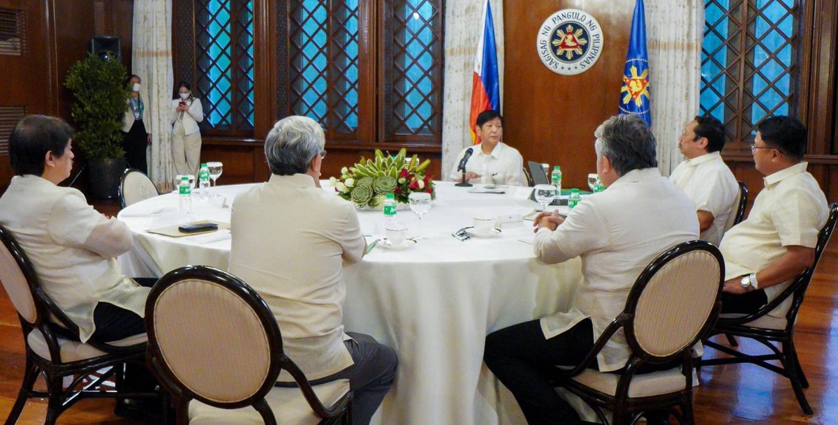 Naging makabuluhan ang araw na ito nang ating pangunahan ang ika-apat na Cabinet meeting at ating muling makausap ang mga miyembro ng Samahang Industriya ng Agrikultura.