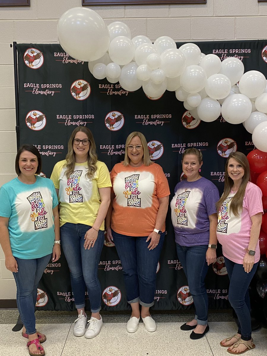 First Grade loved meeting our new Eagles tonight!  It’s going to be a great year!#eseSOAR <a href="/HumbleISD_ESE/">Eagle Springs Elem</a>