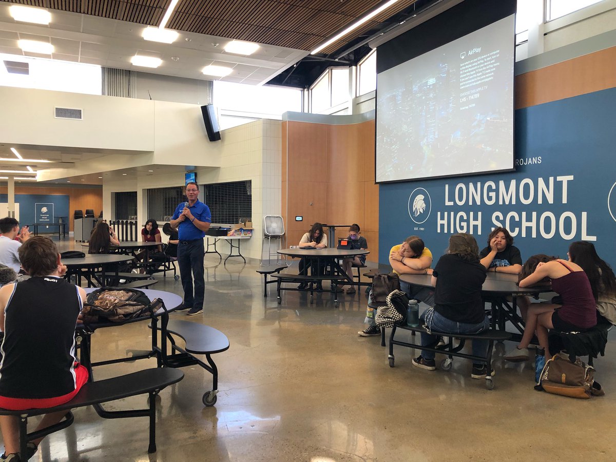 TheNewAP1's tweet photo. Today we wrapped up an amazing JumpStart program! 50 students are ready to walk thru our doors as Trojans in a couple weeks. 

We even had a few special guests! @SVVSDsupt popped in for a quick chat &amp; @LongmontHS Principal talked about The Trojan Way! 
#StVrainStorm @LHSTrojanWay https://t.co/OuX4s3ptaS