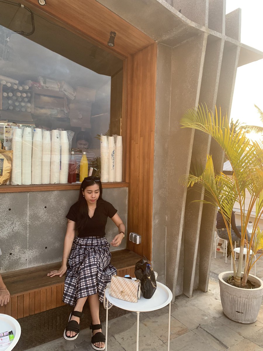 menteggaa's tweet photo. Ngopi 🫠 https://t.co/p7POGQSEEU