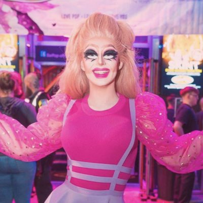 MuffGlitter's tweet photo. #NewProfilePic https://t.co/INRbfgTcLf