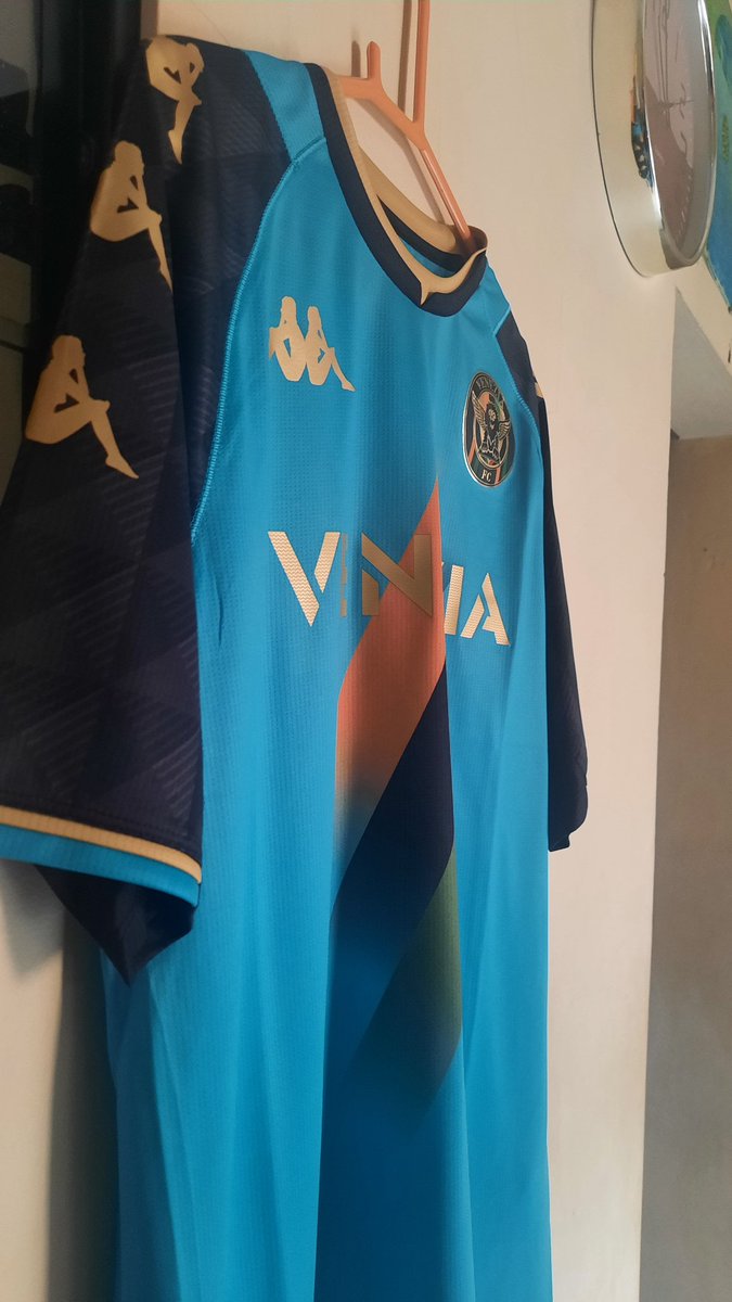 FahroziAchmad's tweet photo. #Jersey4sale 
Venezia third 21/22
Size M
BNWT
1,4 jt

WA 08998133684
@Jerseyforum @crossing_jersey @jersey_ciamikk @LennonNMe https://t.co/u6hC3f3PO2