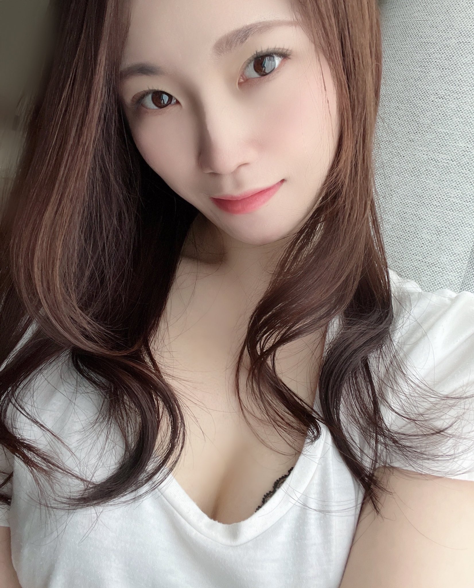 桧山ゆりか🍑 天性のスケベ on X: こんにちは🌞 だいぶ髪の毛伸びてきたのかなって感じがします笑 みなさま良い週末をお過ごしください♪  t.co7ov19yvBAV  X