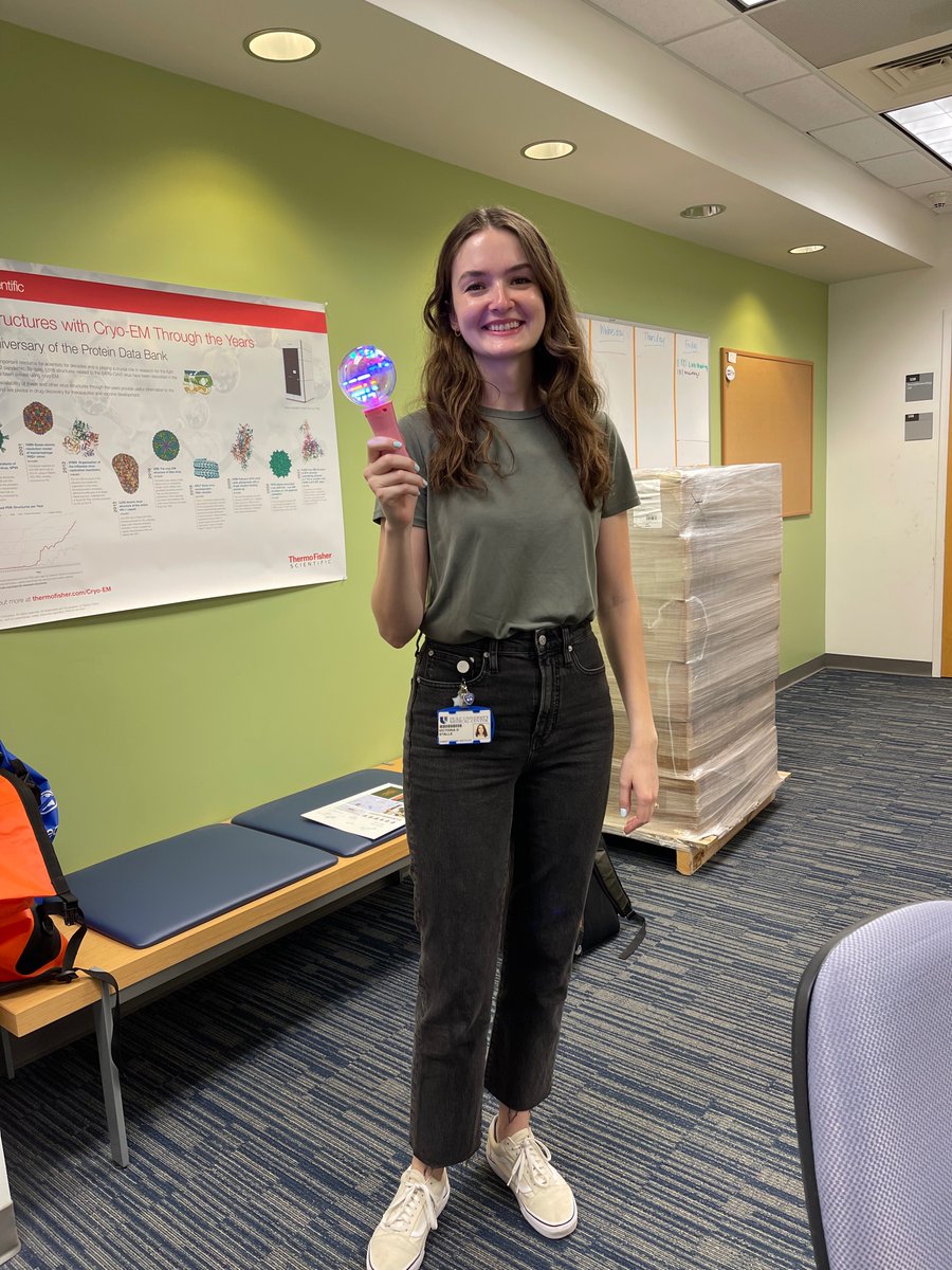 Victoria gets to take with her a ton of memories and a special light-up "I believe in me" magic wand with wicked superpowers. If she ever loses her way, all she will need to do is press a button and the wand will light up!