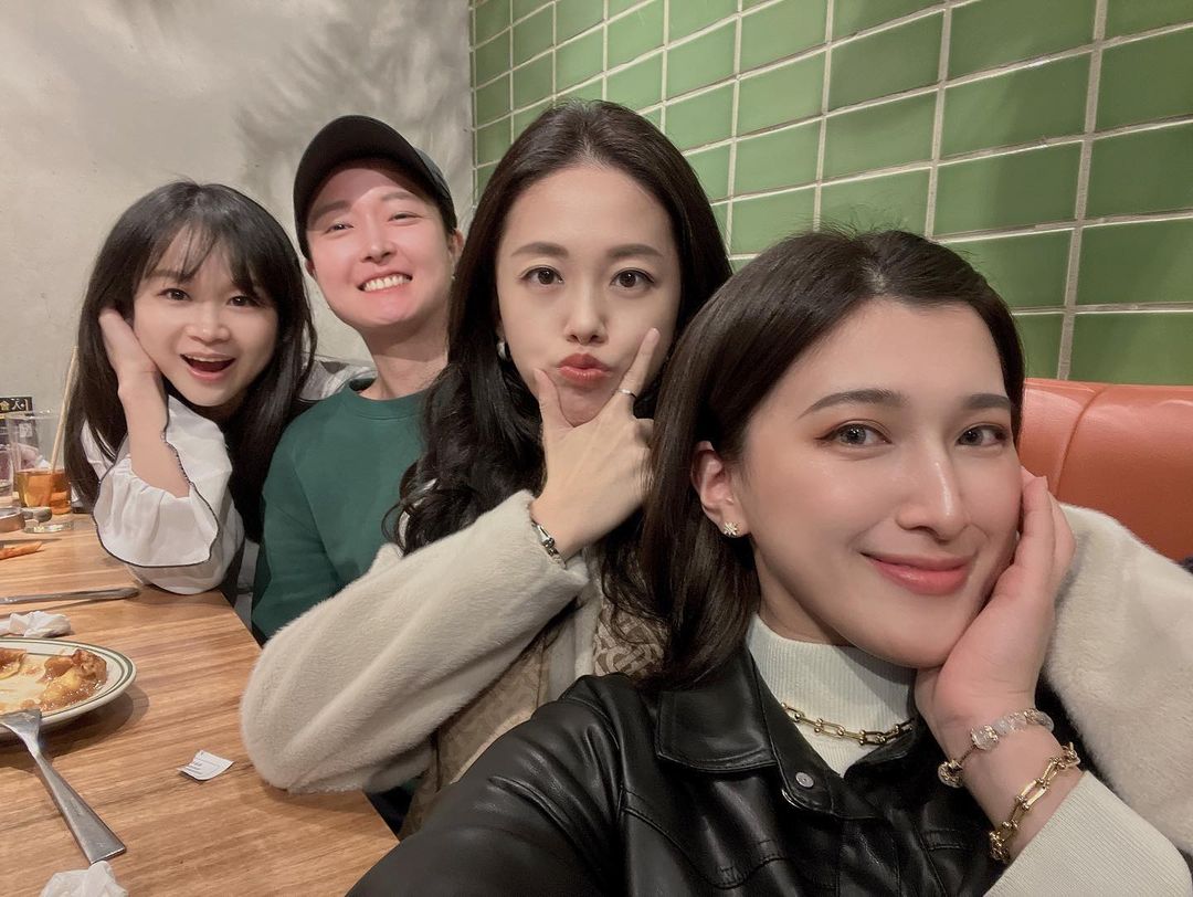 DfhUhdsf's tweet photo. 把懒惰放一边，把丧气的话收一收，把积极性提一提，把矫情的心放一放，所有想要的，都得靠自己的努力才能得到。 https://t.co/X2OH960L3t