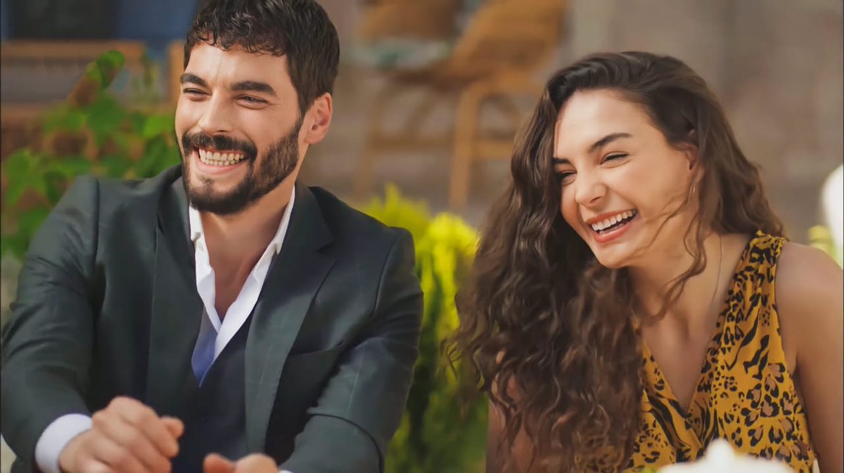 La sonrisa es el reflejo del alma....
Siempre estaran en mi corazón
 ♥ 🥹 Akın 🫶🏻 Ebru  ♥
#HercaiEnImagen
