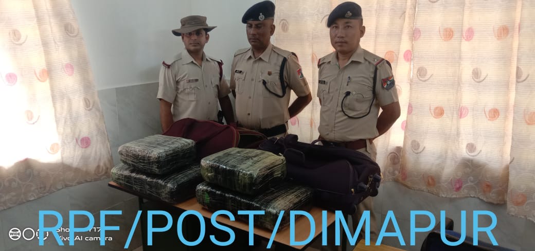 RPF Lumding Division (@rpfnfrlmg) on Twitter photo #OperationNarcos
On 05/08/22, RPF Dimapur Post detected 30 kg suspected cannabis at Dimapur Railway station worth approximately ₹ 03 lakhs.
<a href="/RPF_INDIA/">RPF INDIA</a> <a href="/RPFNFR1/">RPFNFR</a> <a href="/RailNf/">Northeast Frontier Railway</a> <a href="/drm_lmg_nfr/">मं.रे.प्र.लामडिंग, पू.सी.रेलवे / DRM LUMDING NFR</a> @RailminIndia #OperationNarcos
On 05/08/22, RPF Dimapur Post detected 30 kg suspected cannabis at Dimapur Railway station worth approximately ₹ 03 lakhs.
<a href="/RPF_INDIA/">RPF INDIA</a> <a href="/RPFNFR1/">RPFNFR</a> <a href="/RailNf/">Northeast Frontier Railway</a> <a href="/drm_lmg_nfr/">मं.रे.प्र.लामडिंग, पू.सी.रेलवे / DRM LUMDING NFR</a> @RailminIndia