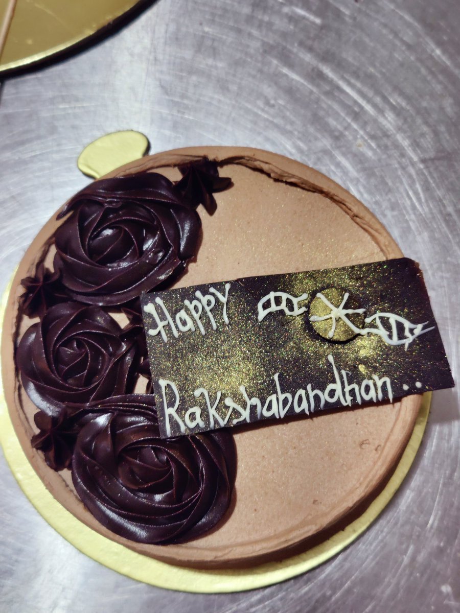 MadisonandPike's tweet photo. Rakhi Specials ..call at 9971741763 to pre book.

#siblingslove #rakhi
#nirvanacourtyard #crosspointmall #myhappyplace https://t.co/sVBveGcLsb
