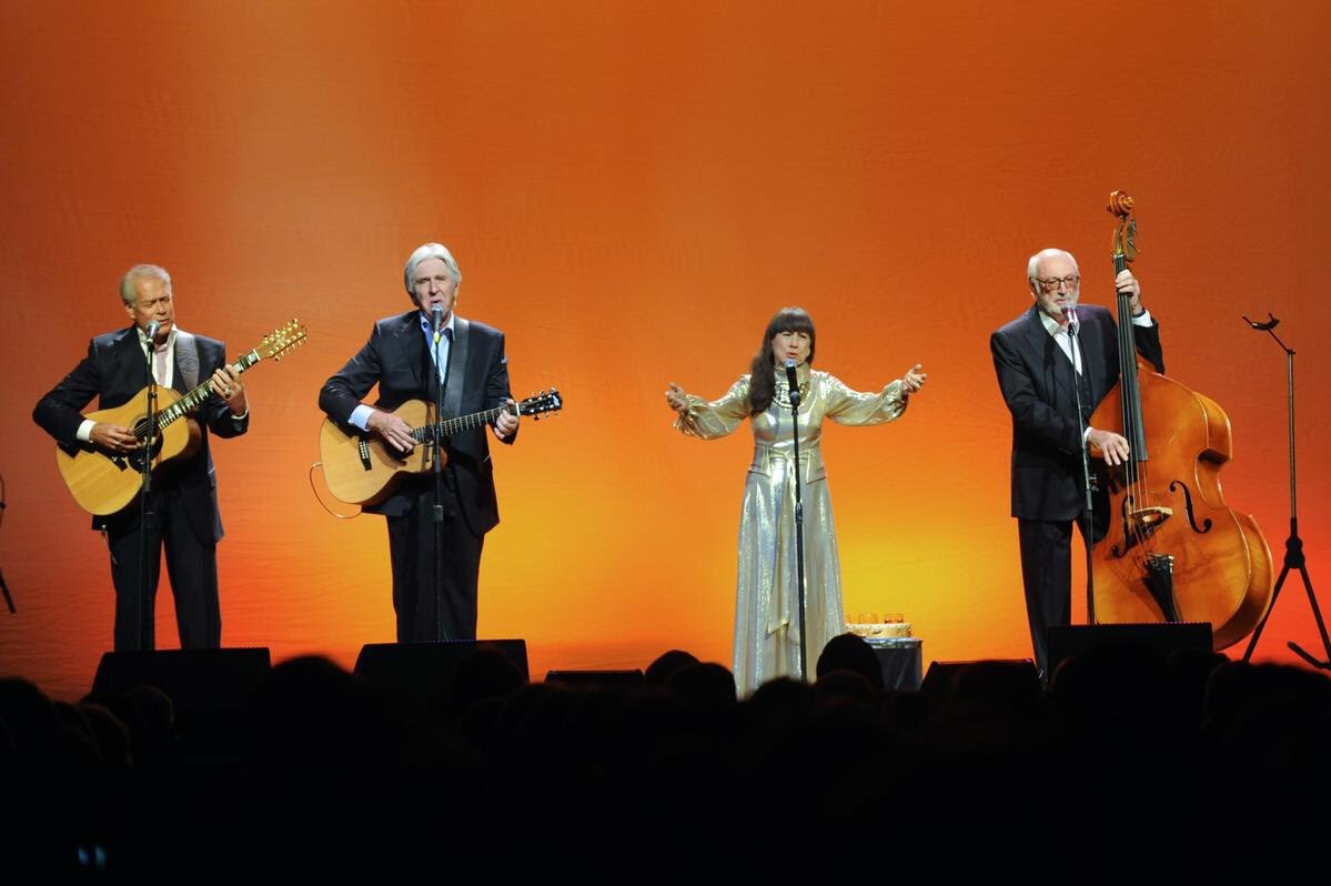 Rip Judith Durham 💜 Fond memories of singing the Seekers tunes in the car on family holidays. Amazing voice …