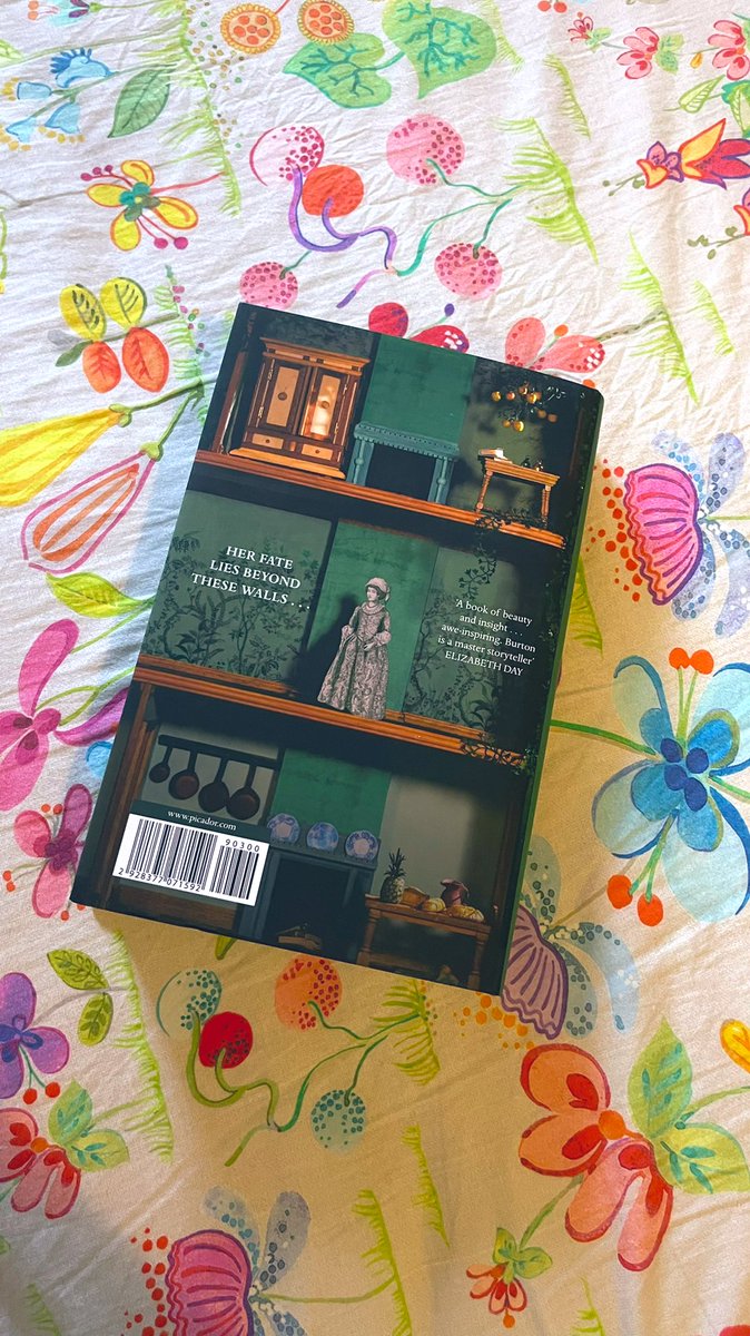 Handsome editions and where to find them 💚💚💚 I was despairing it would never arrive, but it did! Happy day! #TheHouseOfFortune #JessieBurton #booktwt #booktwitter #booklove #waterstonesedition #prettybook @Waterstones @picadorbooks