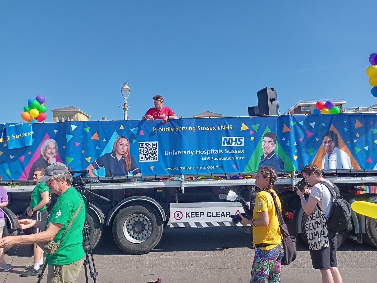 Great to see <a href="/UHSussex/">University Hospitals Sussex</a> colleagues at #BrightonPride. You look amazing 😍🏳️‍🌈!! #WeStandTogether #NHSPartners #MadeToBeBrave <a href="/ic24uk/">Integrated Care 24</a> <a href="/millsy0612/">Jo Mills</a>