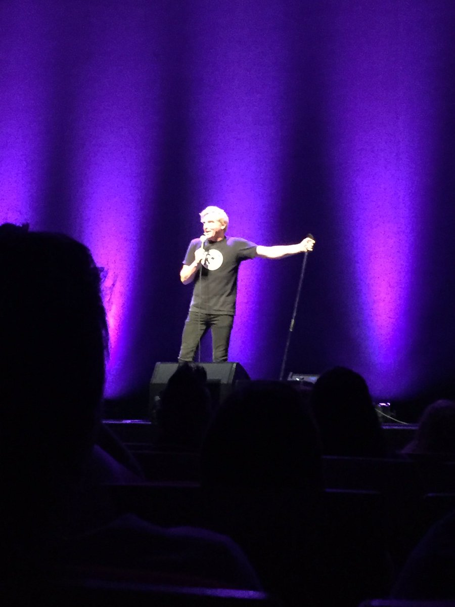 chubbysnerf's tweet photo. Still coming to terms with the fact that I’ve witnessed Rhys Darby and his plethora of sound effects in the flesh
Was a fantastic night and I gotta say those calves don’t lie https://t.co/6AGcKW2TWo