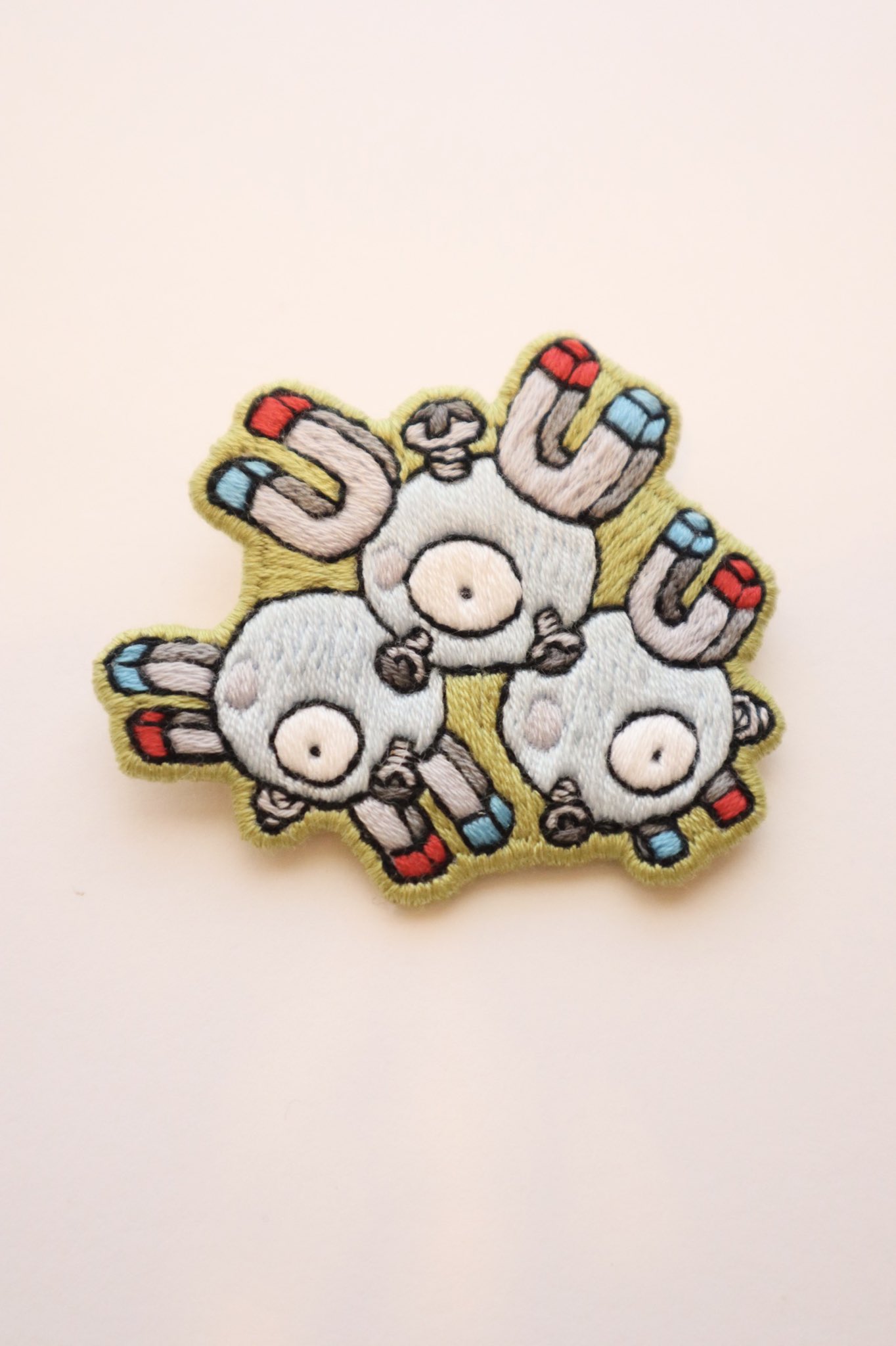 れもんマン めざせポケモンマスター 初代編 図鑑ｎｏ 0 レアコイル じしゃくポケモン 手刺繍だとレアコイルもふわふわに仕上がる T Co Kyuwhjazj4 Twitter