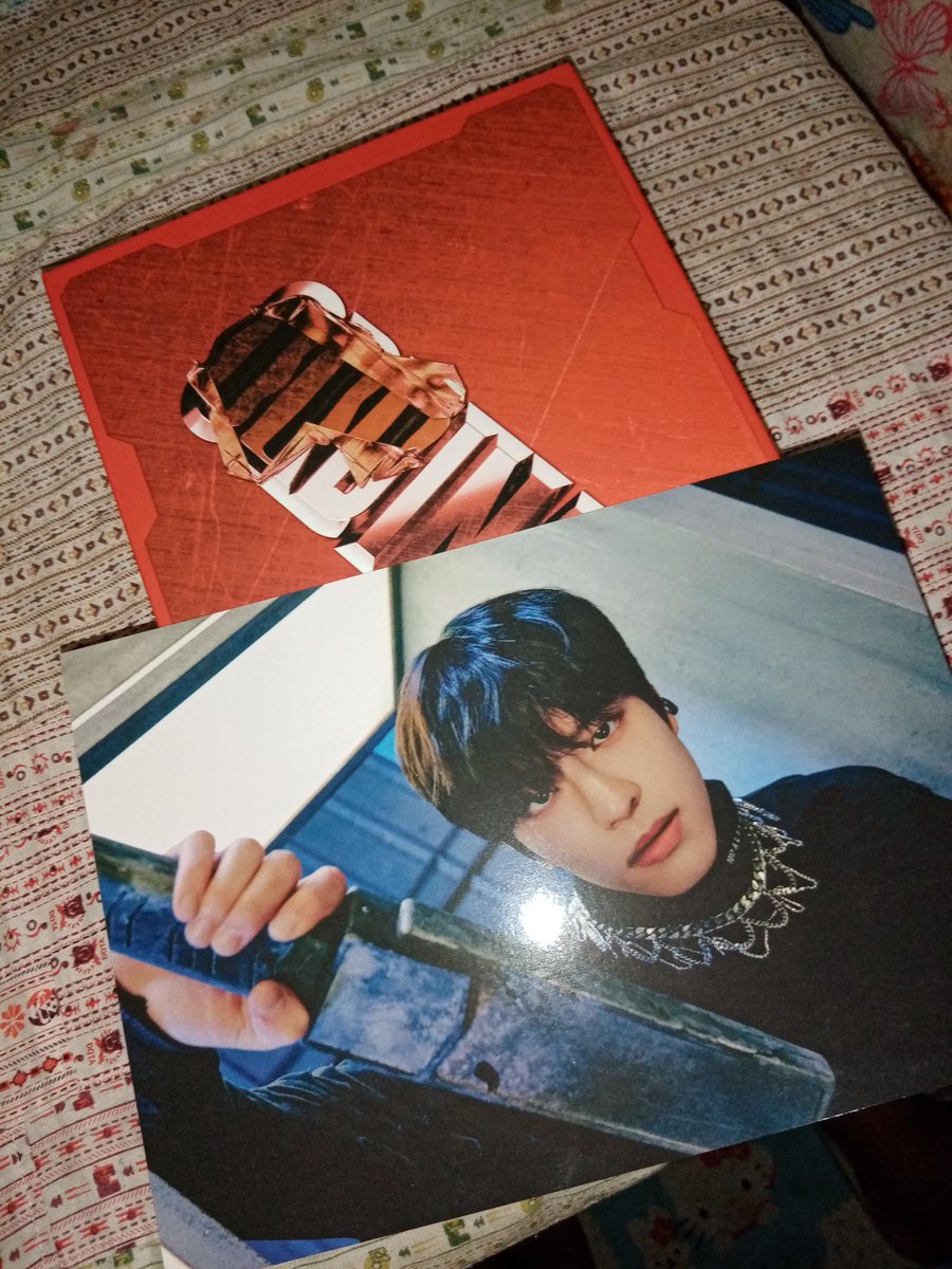 Hasmin_26's tweet photo. Hello po! @nekoshop_ph finallyyy!! 😭 dumating na po sakin ung oddinary album after few months! 💗 Thank u so much po! 🥰🫶

~#from_neko~ https://t.co/IL8xV8e3Gp