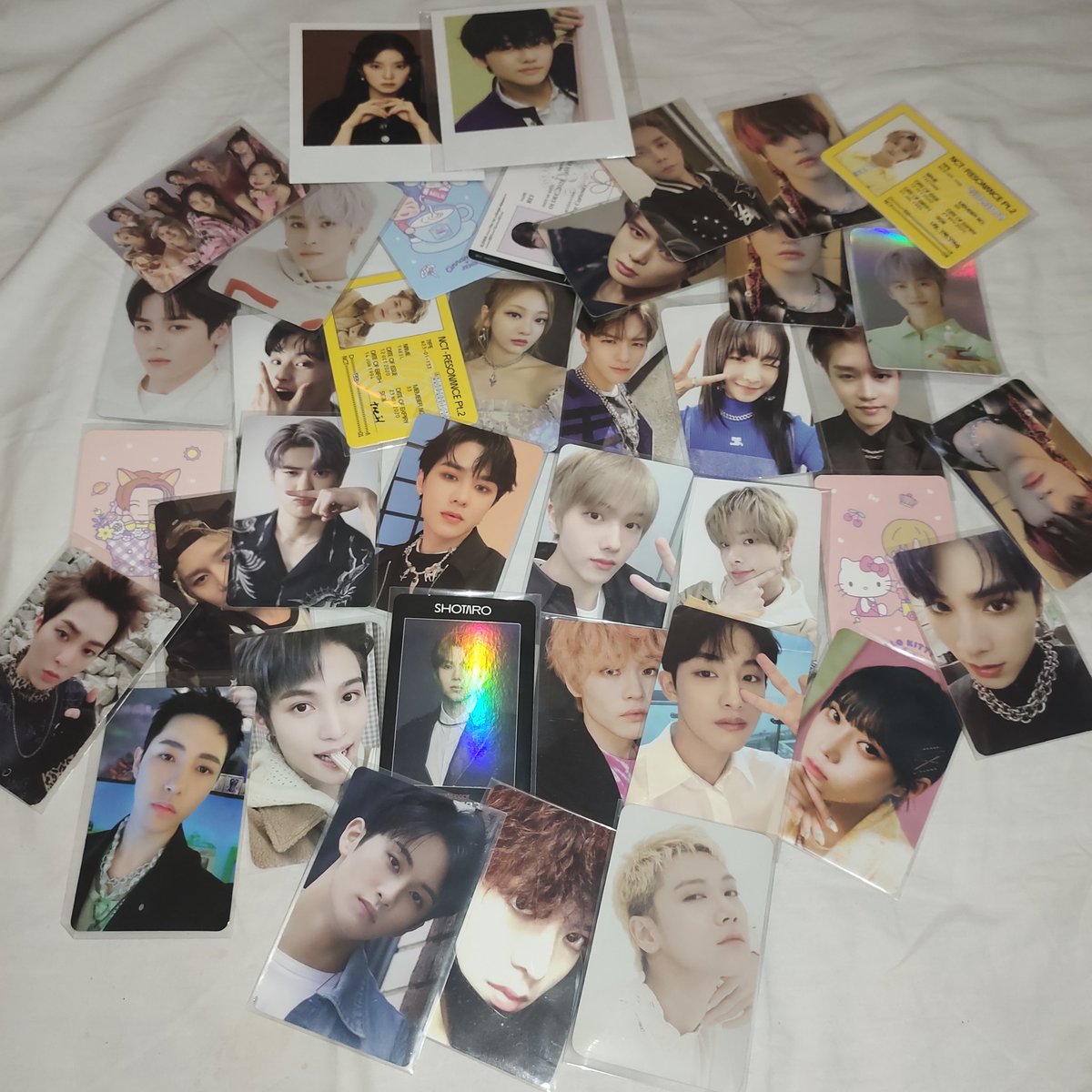 AngelsKshop's tweet photo. #AngelsKshop_Onhands / 8.8 SALE
RT FOR SURPRISE DM ‼️

₱8 ALBUM
₱8 PHOTOCARD
₱8 RANDOM MERCH
₱8 POB POSTER
and many more!

When: August 8, 2022 / 8.8
Time: 7:00 pm
ALL ONHAND &amp; READY TO SHIP!

follow,like rt &amp; reply as many as you can for SURPRISE DM!! 💗 https://t.co/LqMkyLkhoy