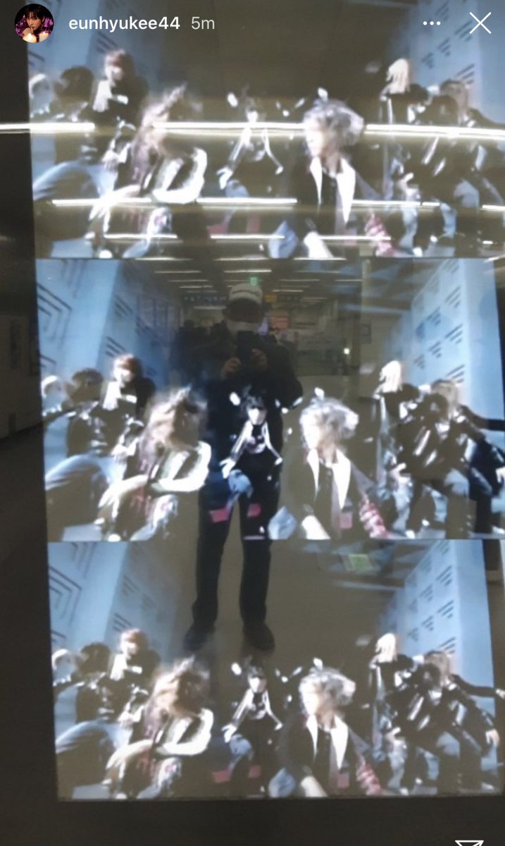 ย้อนเวลา เราประทับใจคุณพ่อที่ Support ฮยอกแจมาตลอด ตั้งแต่ก่อนเดบิ้วที่จุนซู ดงบังได้เดก่อน 3 ปี แต่ฮยอกไม่รู้จะได้เดรึเปล่า จนเป็นเมมเบอร์ SJ 

คุณพ่อถ่ายรูปโปรเจคครบรอบของ SJ ที่สถานีรถไฟใต้ดินมาให้ลูกชายสุดที่รัก

เอลฟ์ เคารพและรักคุณพ่อยอกแจเช่นกัน 
#StayStrongEunhyuk