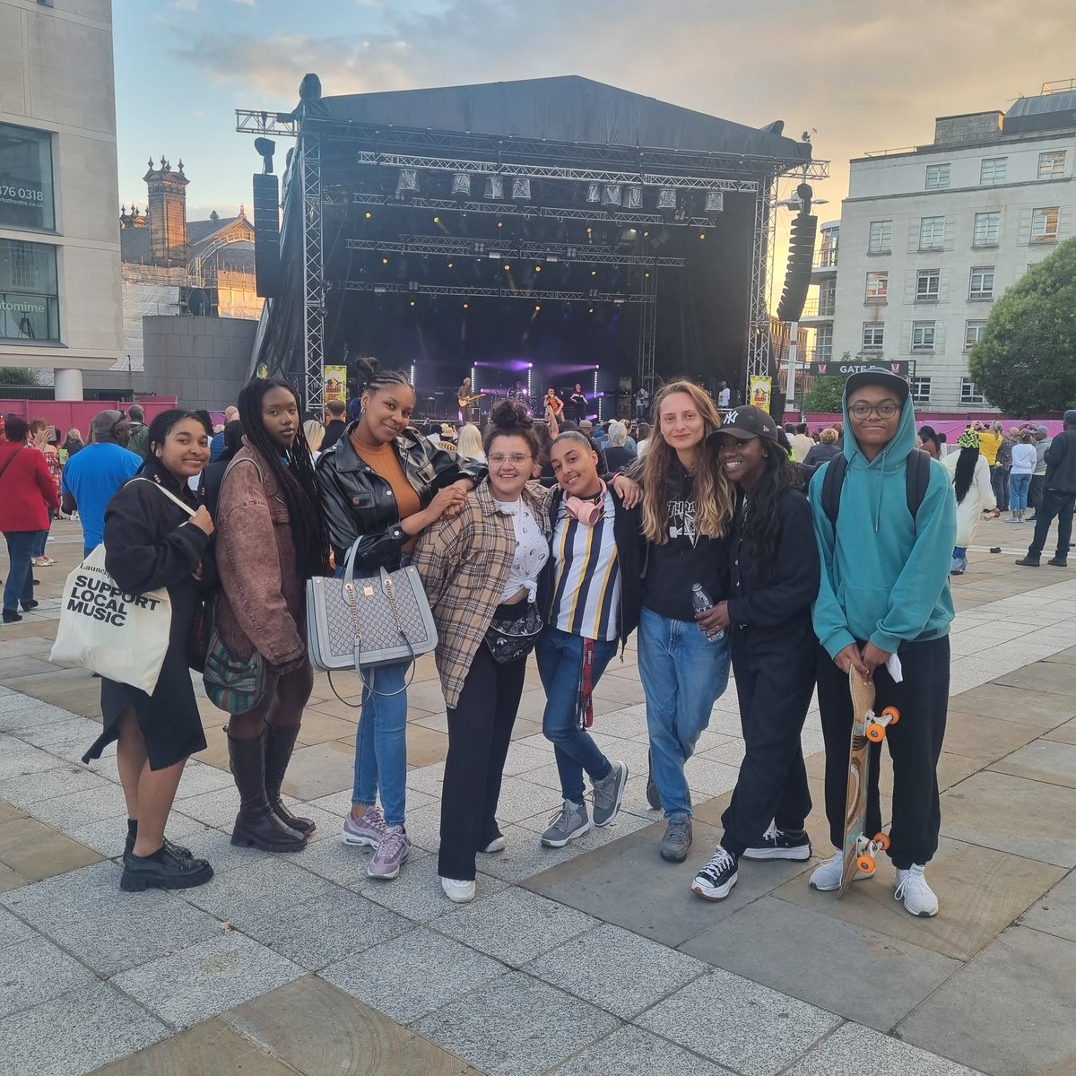getawaygirlslds's tweet photo. We had an amazing time at #SaluteToReggae #BlackMusicFestival last night π₯³ Great to see so many familiar faces there too! π https://t.co/RKrzmwm1WQ