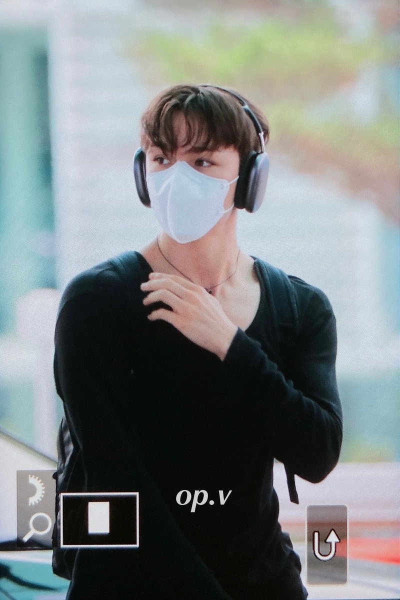 opus__v's tweet photo. 220806 #SEVENTEEN #세븐틴   
#VERNON #버논 https://t.co/bbDBKo5jwB