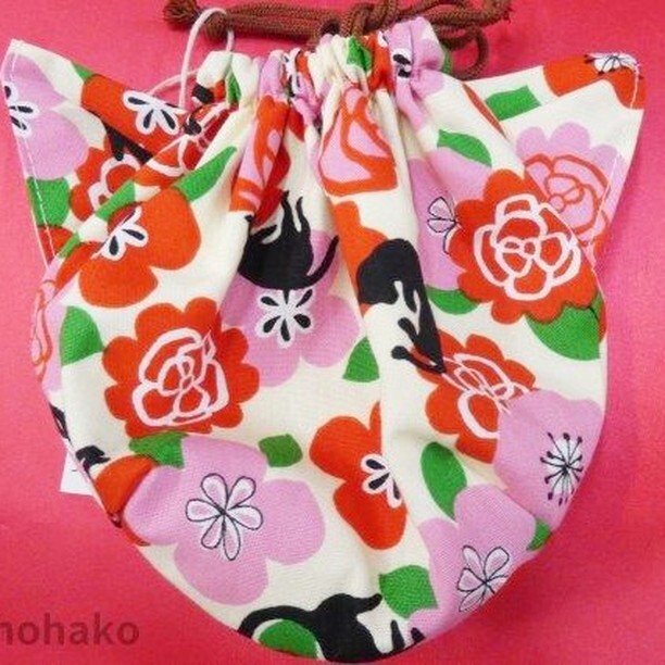Machino_hako's tweet photo. hand made MARBLEさんの巾着ねこ 600 yen
#巾着ねこ #巾着 #手作り巾着 #猫型巾着 #ねこ型巾着 #ネコ型巾着 #猫柄 #街知の箱 #ハンドメイド巾着 #drawstringpouch #catshape #catpouch #きんちゃく #きんちゃく袋 https://t.co/spkOKyt6Nl https://t.co/dU0xzNC9dh
