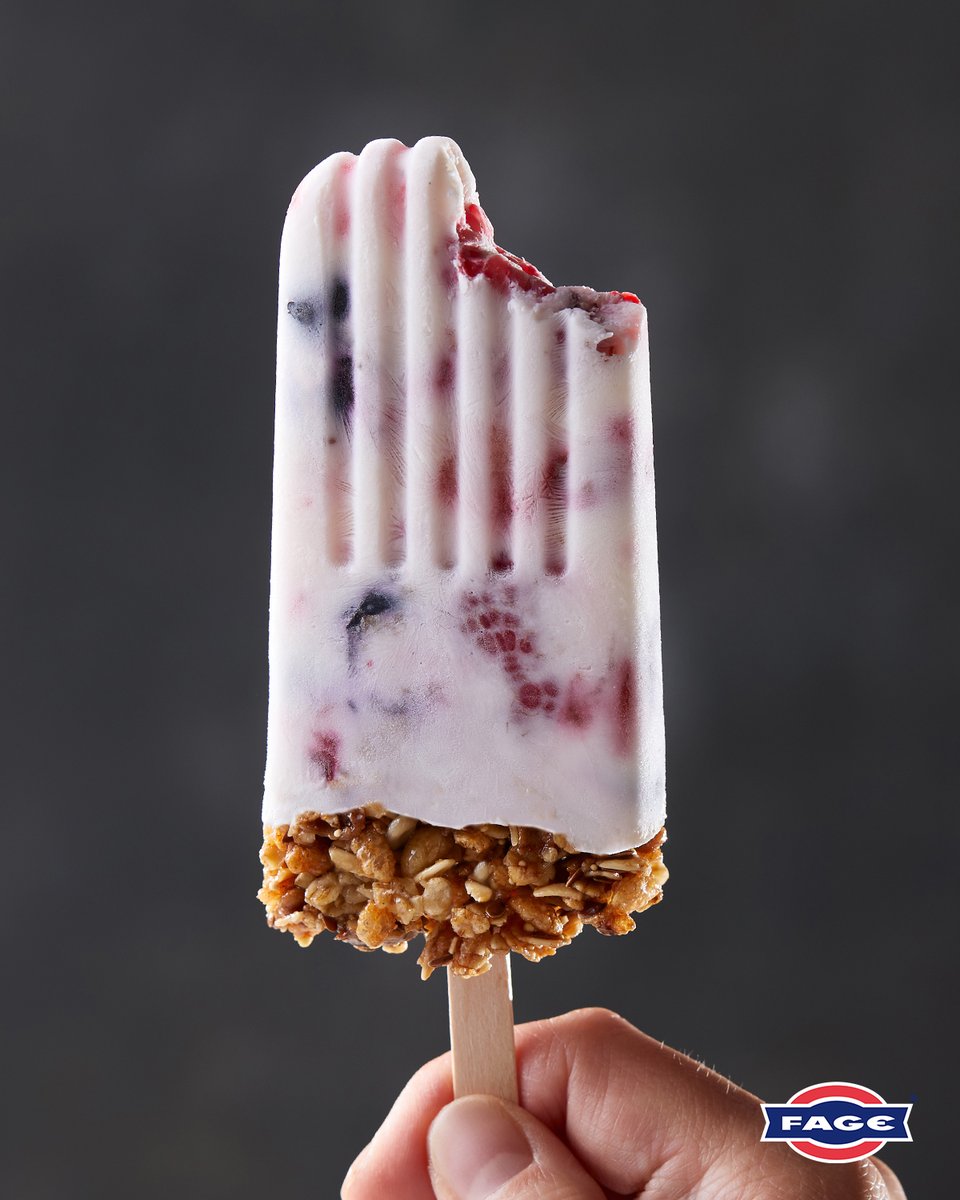 FAGE_UK's tweet photo. Make it a sweet summer with these delicious frozen yogurt parfait pops made with delicious FAGE Total yoghurt.
#FAGETotal #Natural #PlainExtraordinary
https://t.co/X9NjbWa9xQ https://t.co/C1AkcDzUDX