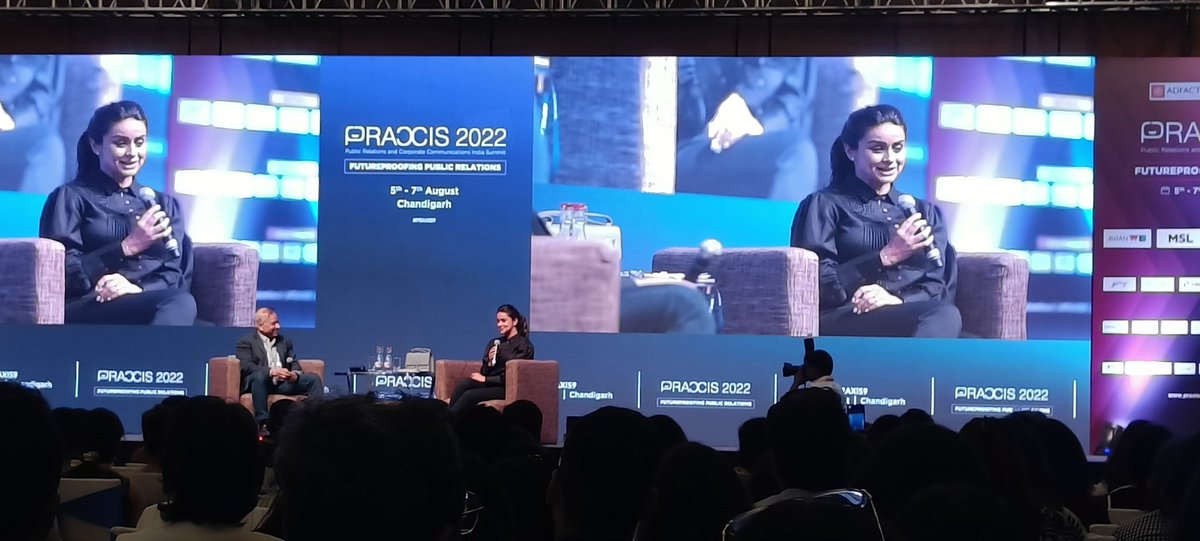 tweetamrita's tweet photo. #gulpanag speaking on future of business @PRAXISInd #praxis9 https://t.co/QaWFq8sv0p