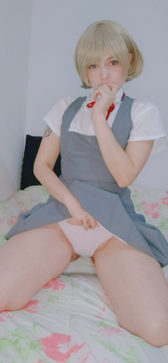 CosplayAra's tweet photo. Hola a todos hace tiempo que no público pero estaba preparando un nuevo set esta vez de Keke-chan ❤
Tengo a la venta también otro 2 sets lo hago para reponer mis lentes que de rompieron 😔
Además tengo oenzado hacer algún cosplay de pokemon https://t.co/BTCwQi4fmK