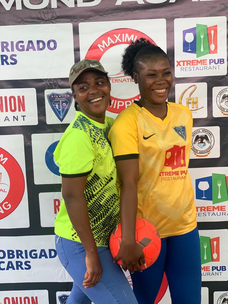 CfCKobbie's tweet photo. Our Female fans were there to support our new signings
Diamond Football Academy Akwatia
Here we go 
#PremierLeague 
#CucurellaIsChelsea https://t.co/IhFMMOf1UU