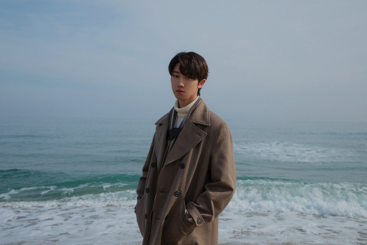 haotonin's tweet photo. hai cheng minghao is really giving me "a man written by a woman" vibes https://t.co/dsDeeYEb6P
