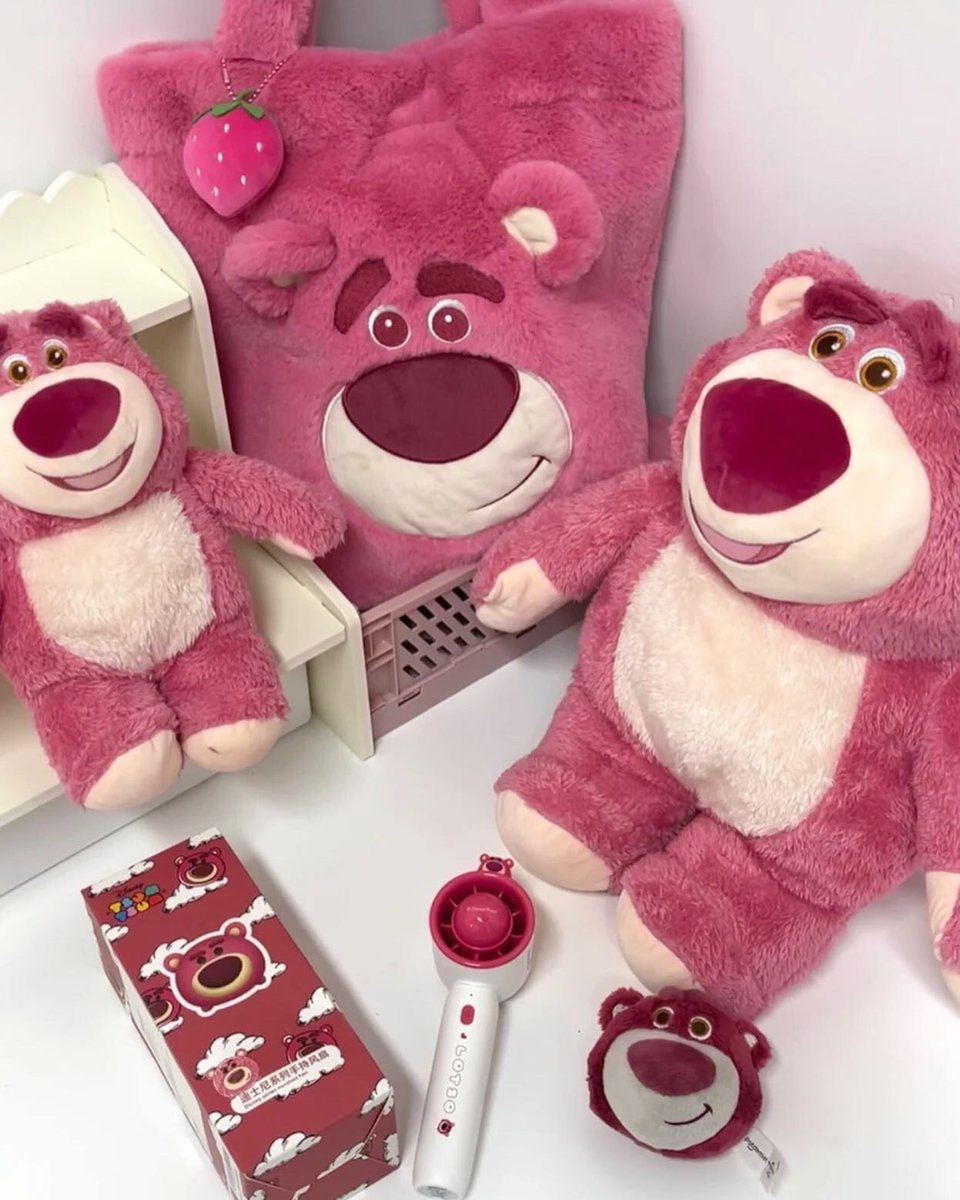 maymagic111's tweet photo. The surrounding on Strawberry bear #strawberry #straberries #plushies #plush #bear #toy https://t.co/ZTscwnSWRs