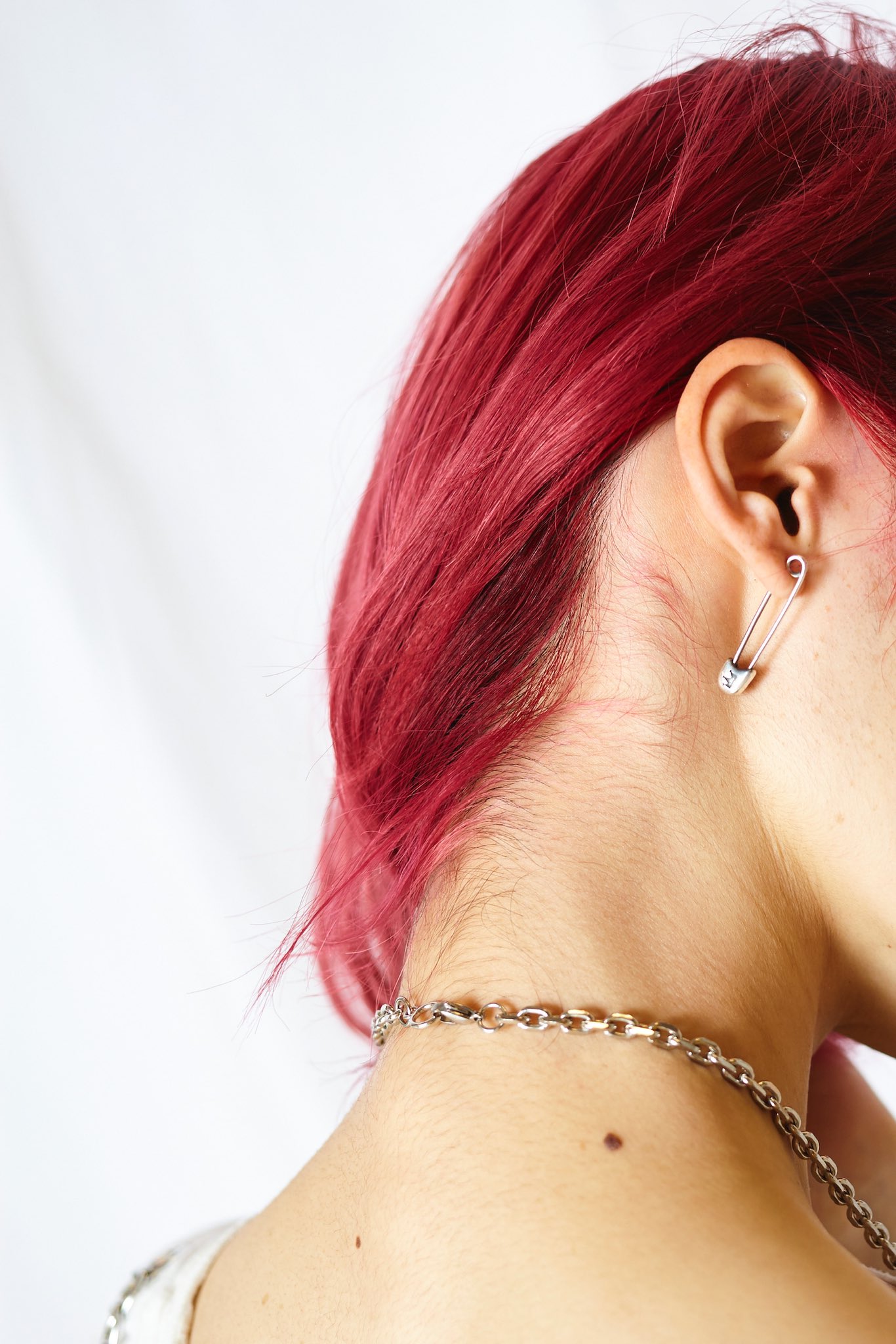 LiSA ROY ドロップピアス クラウン 安全ピンピアス クラウン 2点セット royreflectoverjoy.official on X: 