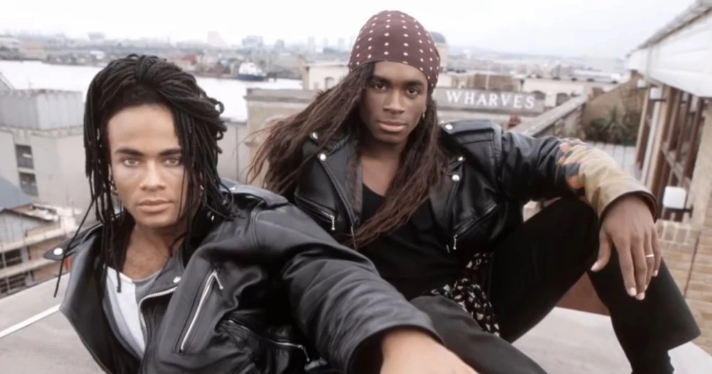 Luv_Bytes's tweet photo. @DanJKroll I ❤️'d #MillieVanilli all their songs! 🎶🎵🎙️🎤
#BabyDontForgetMyNumber I was just 💔when all that 💩went down and even more so when #RobPilatus passed away (from what went down) #80sCountdown (1989)
#Kempers https://t.co/VMJPVdqCNq