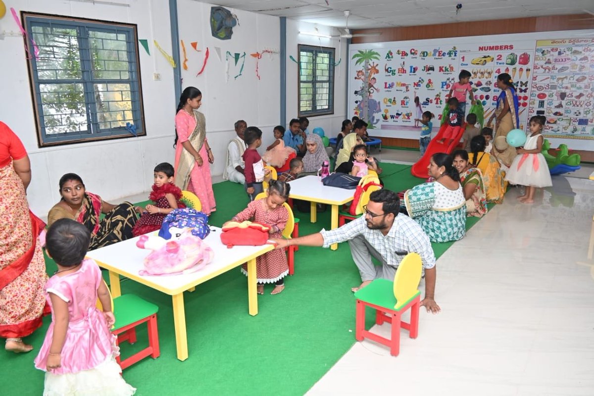 Kreedo Early Childhood Solutions (@kreedosolutions) on Twitter photo Glimpses of the inauguration ceremony of Rakshak Pre-school at Ananthpuram District Police Quarters, in Andhra Pradesh.
At Kreedo Powered Schools, our blended learning approach improves learning outcomes in children.
๐ 88610 01367
๐ง sales@kreedo.in
#edutwitter #learning Glimpses of the inauguration ceremony of Rakshak Pre-school at Ananthpuram District Police Quarters, in Andhra Pradesh.
At Kreedo Powered Schools, our blended learning approach improves learning outcomes in children.
๐ 88610 01367
๐ง sales@kreedo.in
#edutwitter #learning