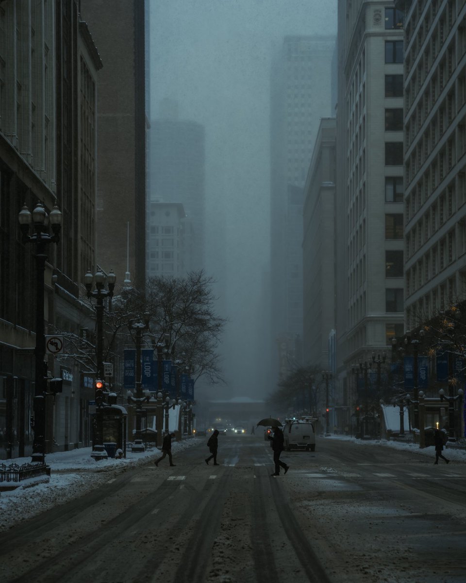 StreetEvolution's tweet photo. 𝐌𝐢𝐤𝐞 𝐀𝐧𝐠𝐞𝐥𝐚𝐬𝐭𝐫𝐢: Chicago downtown https://t.co/vy14dHqpBh