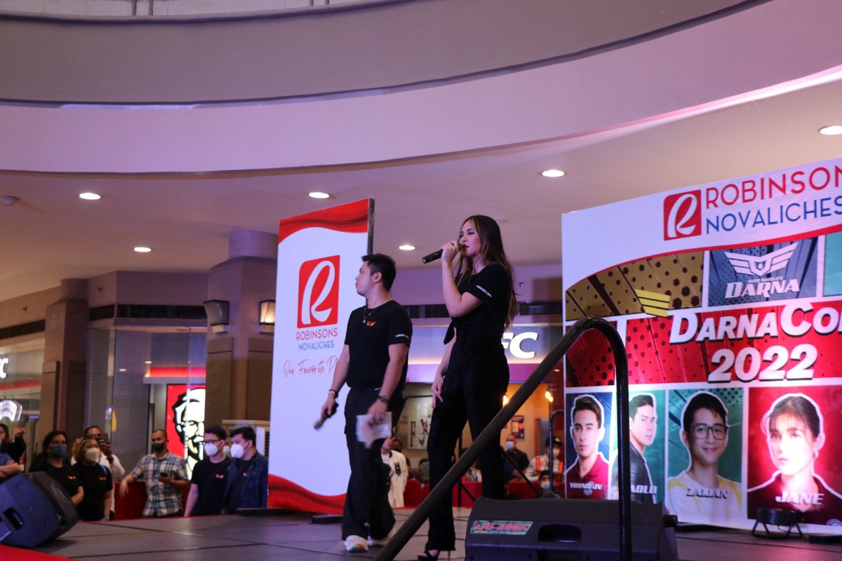 Nakisaya din si Janella Salvador sa Robinsons Novaliches! #Darna #DarnaCon
