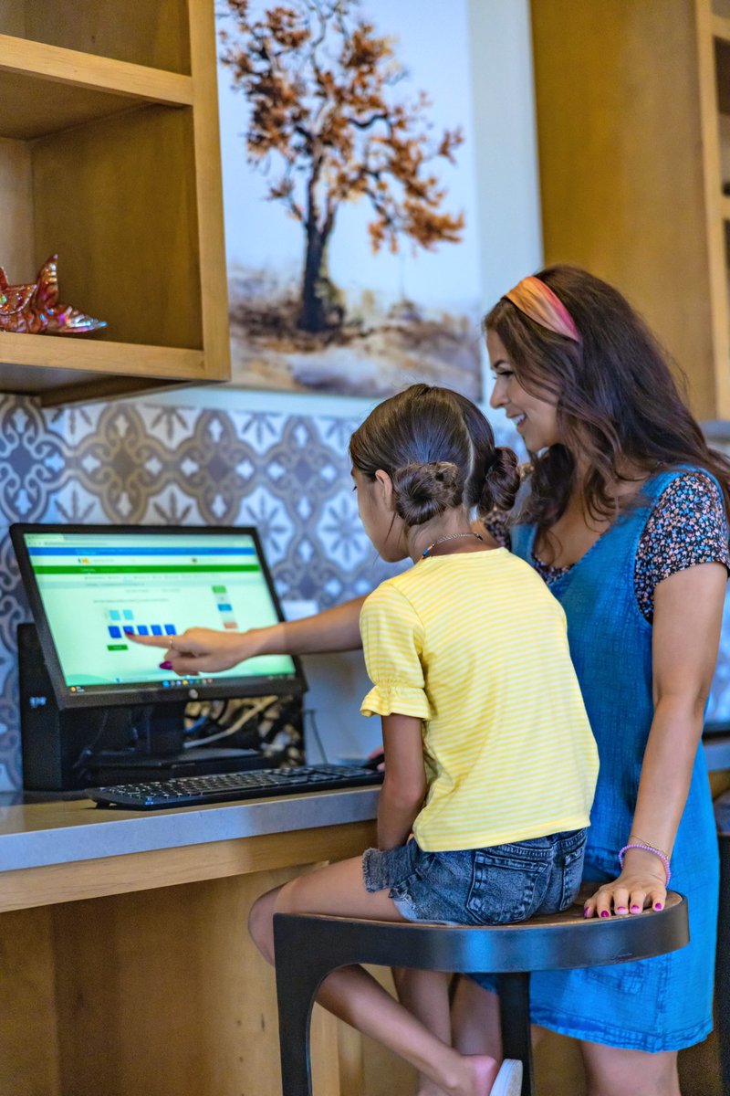 MomDutyBlog's tweet photo. @IXLLearning is a uniquely fun &amp; convenient supplemental learning tool. It gives parents the additional support to measure their kids' appropriate skills for their ages. As a result, it creates a greater confidence in parents to homeschool their kids. #IXL
https://t.co/mnxYjQUFnu https://t.co/IpQulmnVmU