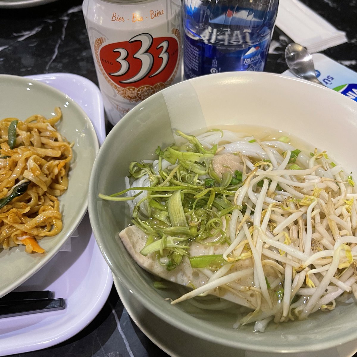 f_1_y's tweet photo. クレカの年会費14万取り返すためにたくさん食べます https://t.co/QRUMlkqMdf
