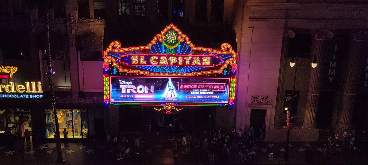 Disneyfan9523's tweet photo. Anyways I Will Be Seeing A Film At The El Capitan Theatre In Hollywood In The Near Future! Till Then Have A Magical Day And Happy 40th Anniversary To Tron! #ElCapitanTheatre #Tron #Tron40 #Disney #D23 #DisneyMovies #WaltDisneyArchives #WaltDisneyCompany https://t.co/14hQAEPZLr