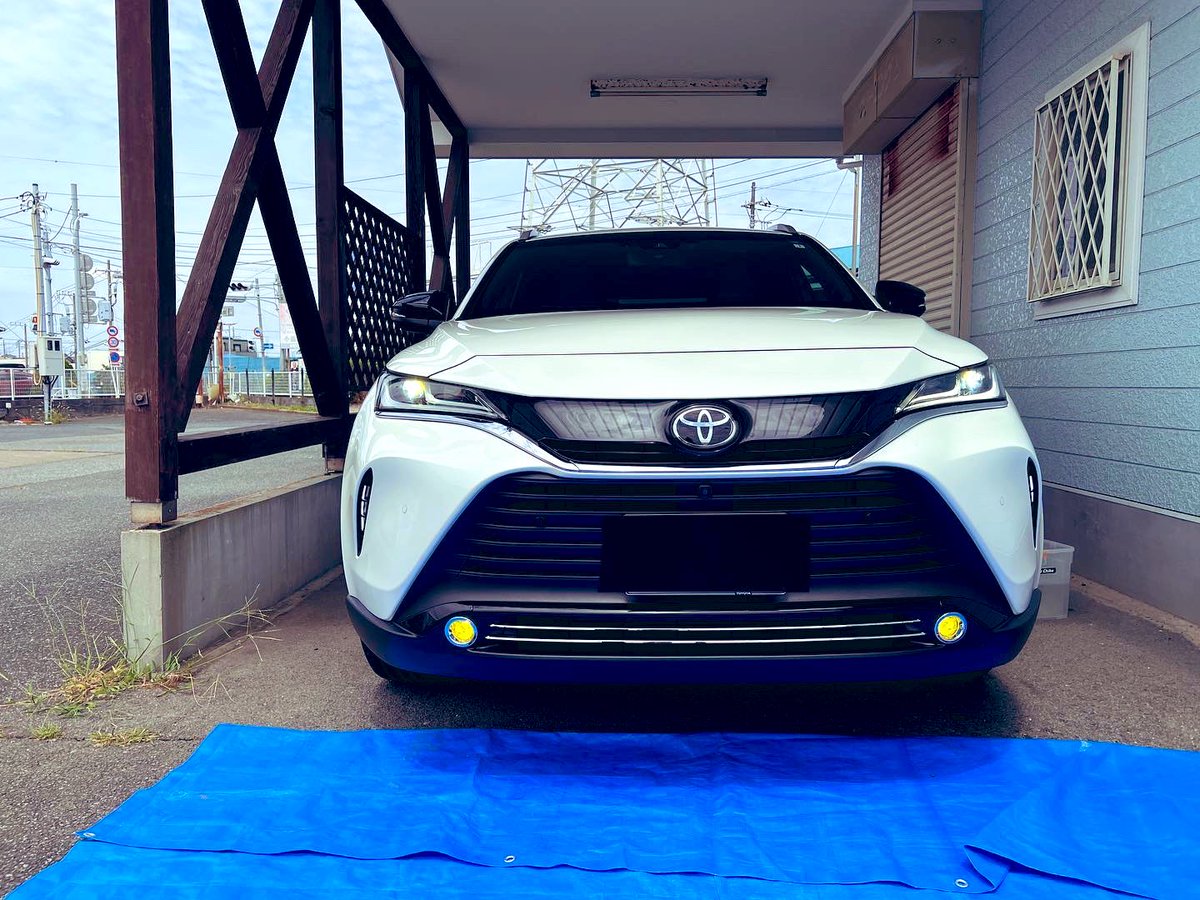 SimHarri's tweet photo. 元祖ダクトイルミSpecial Edi
製品化までのノウハウ、取付のサポートまでwtapさんに感謝です😊
併せてLYZERさんの
バイカラーフォグを装着です!
イエローとホワイト切替も明るさ良し👍
#80harrier
#harrier
#ktconnect
#Lyzerのある生活 https://t.co/maWZaWbyAa