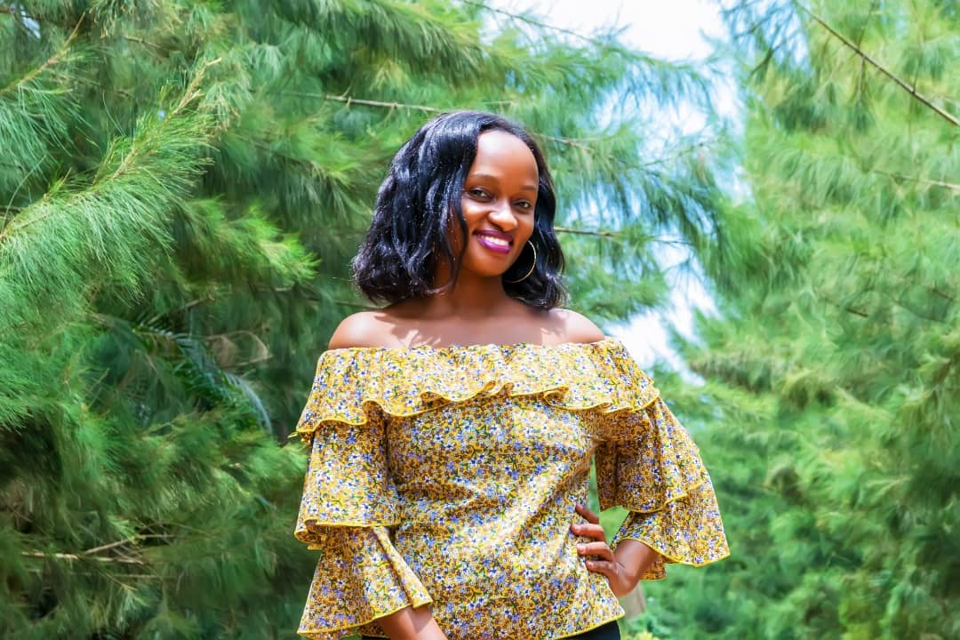 RXRadioUG's tweet photo. Why do girls commit suicide because of romantic relationships in Universities?
#CampusZone With Doreen Kanyesigye on @RXRadioUG.
Download the RX Radio App and listen live. iOS- https://t.co/vRHq5kG40R | Android- https://t.co/eichnnpLgP https://t.co/KWile0CQyz