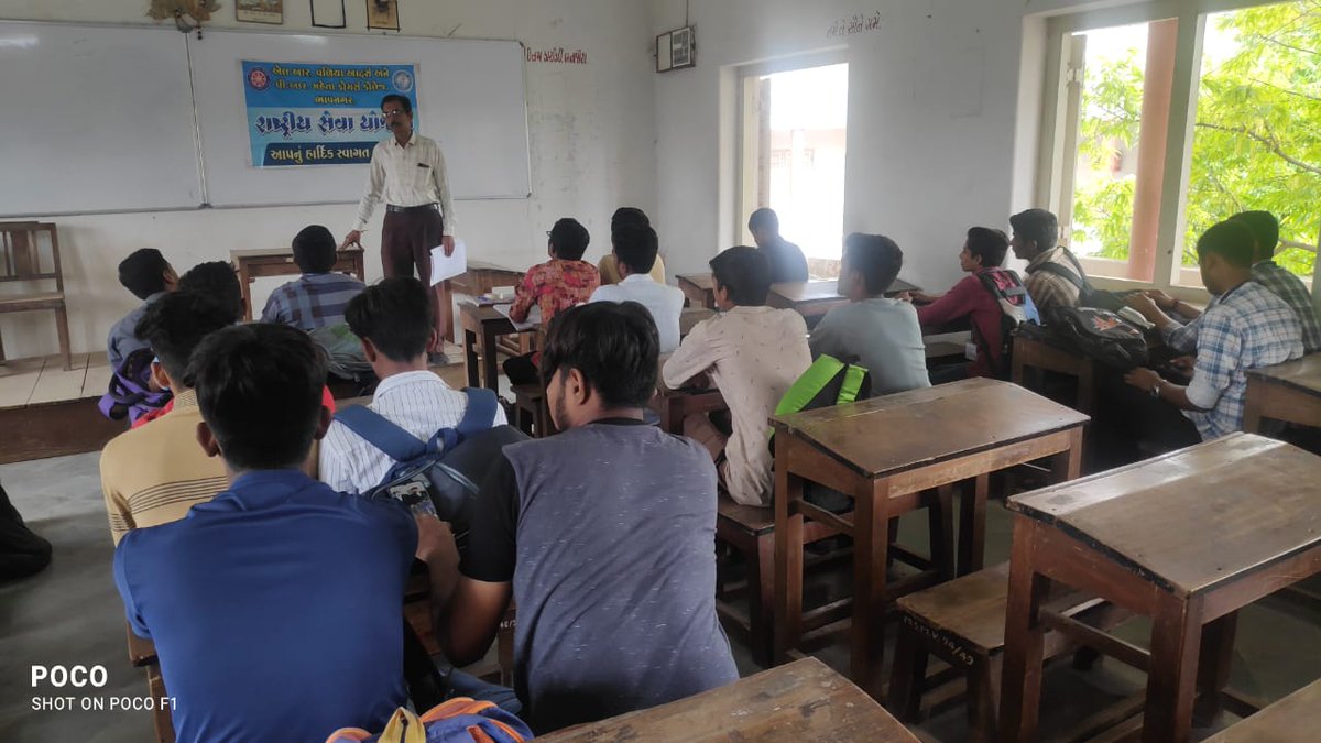 NSSVAMCC15's tweet photo. હર ઘર તિરંગા કાર્યક્રમ અંતર્ગત એન.એસ.એસ. ના યુનિટ દ્વારા તા.૦૬/૦૮/૨૦૨૨ ના રોજ  વકૃત્વ સ્પર્ધા નું આયોજન કરવામાં આવેલ. @nssmkbu @nssgujarat @_NSSIndia @YASMinistry https://t.co/KnwdH8L6Y4