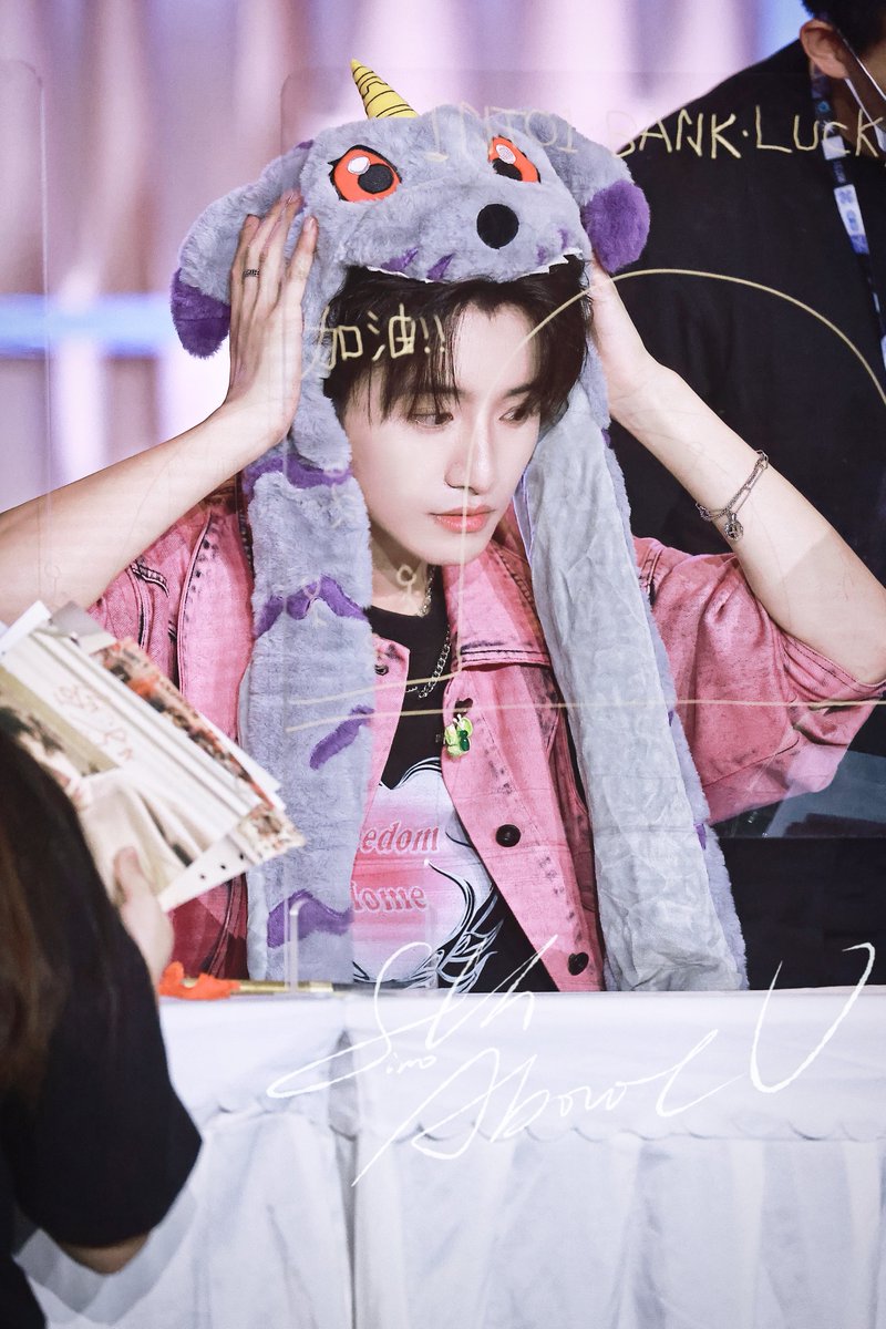 SAU_BoYuan's tweet photo. 【2022.08.05】INTO1 Changsha Fansign Event 🦋 BOYUAN

Gabumon🧬

#伯远 #BoYuan #ボーユエン #ป๋อหย่วน #BáViễn #보위엔 #INTO1BoYuan #INTO1 https://t.co/t2nvu93CsY